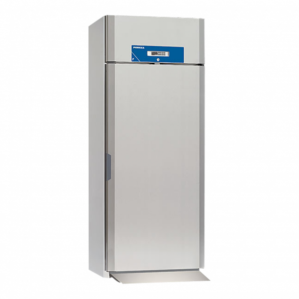 Future-RIC-960-roll-in-chiller-cabinet.jpg